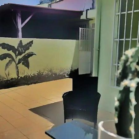 Malilia Beach A Sainte-Anne - Wifi -5 Min A Pied De La Plage Εξωτερικό φωτογραφία