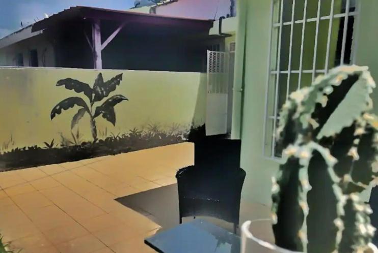 Malilia Beach A Sainte-Anne - Wifi -5 Min A Pied De La Plage Εξωτερικό φωτογραφία