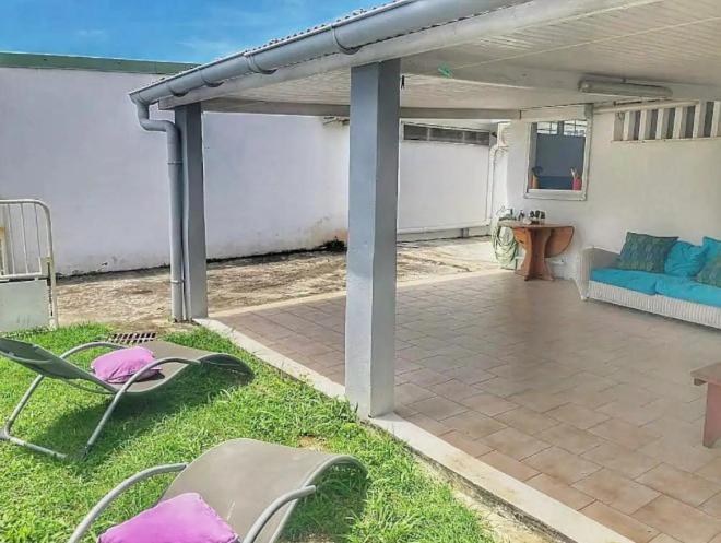 Malilia Beach A Sainte-Anne - Wifi -5 Min A Pied De La Plage Εξωτερικό φωτογραφία